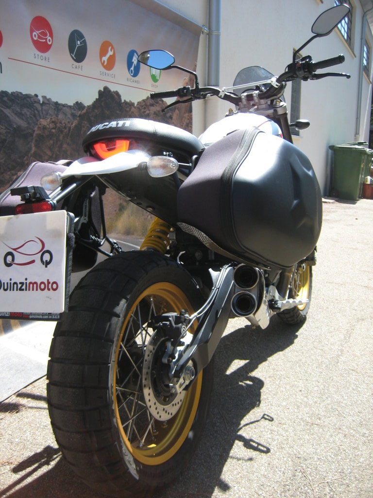 Ducati Scrambler 800 Desert Sled Quinzi Moto
